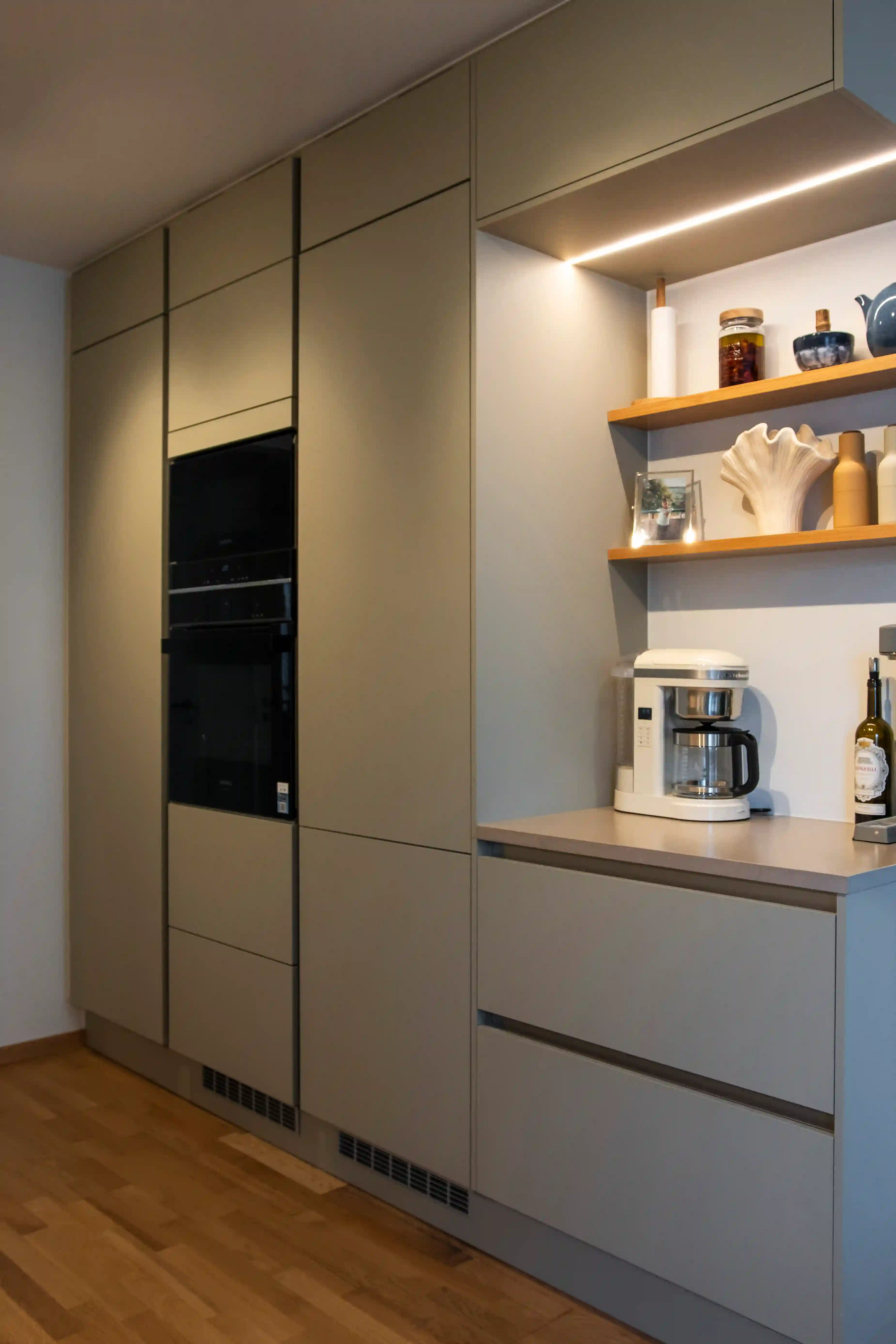 Före och efter köksrenoveringen