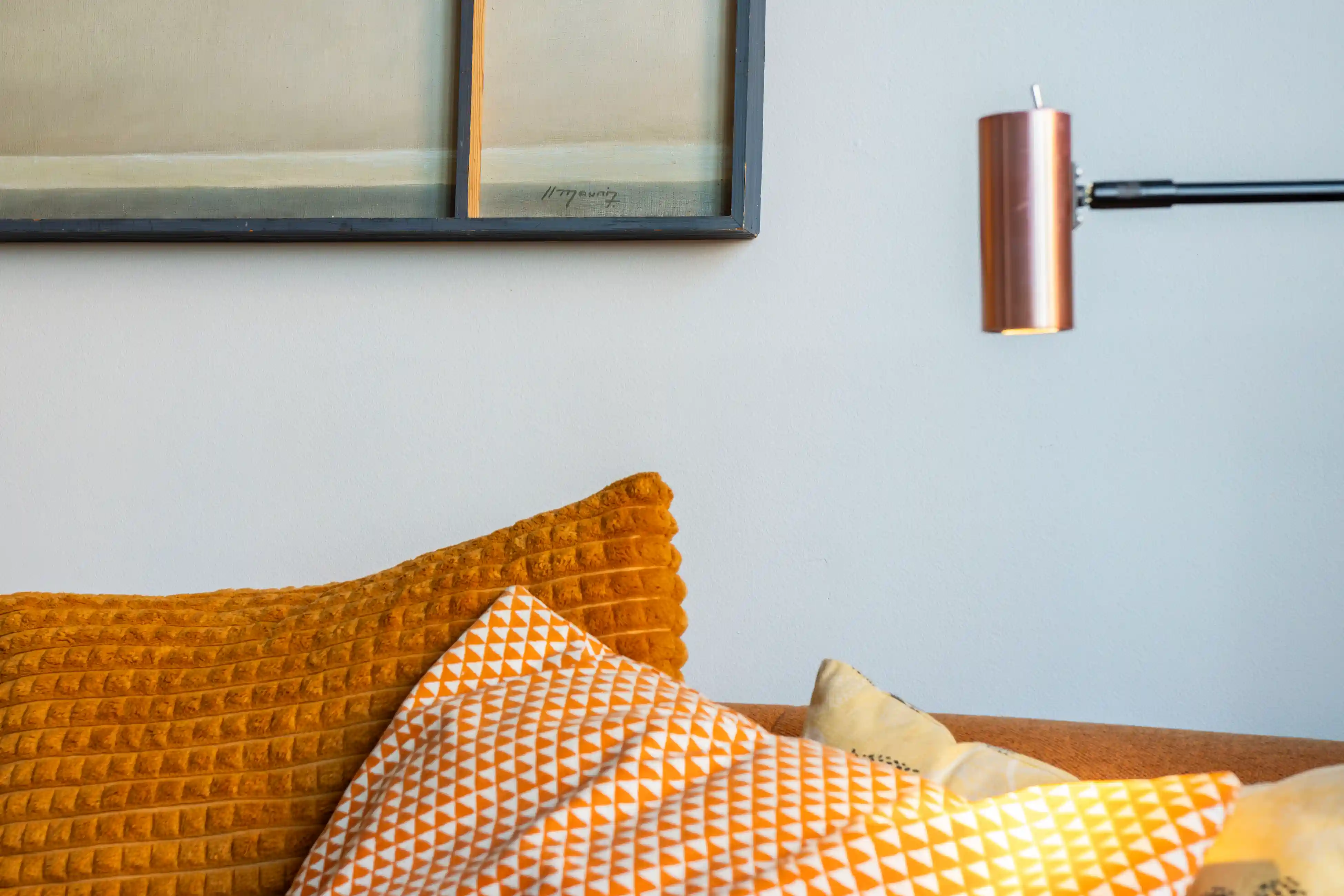 Målade väggar i vardagsrum