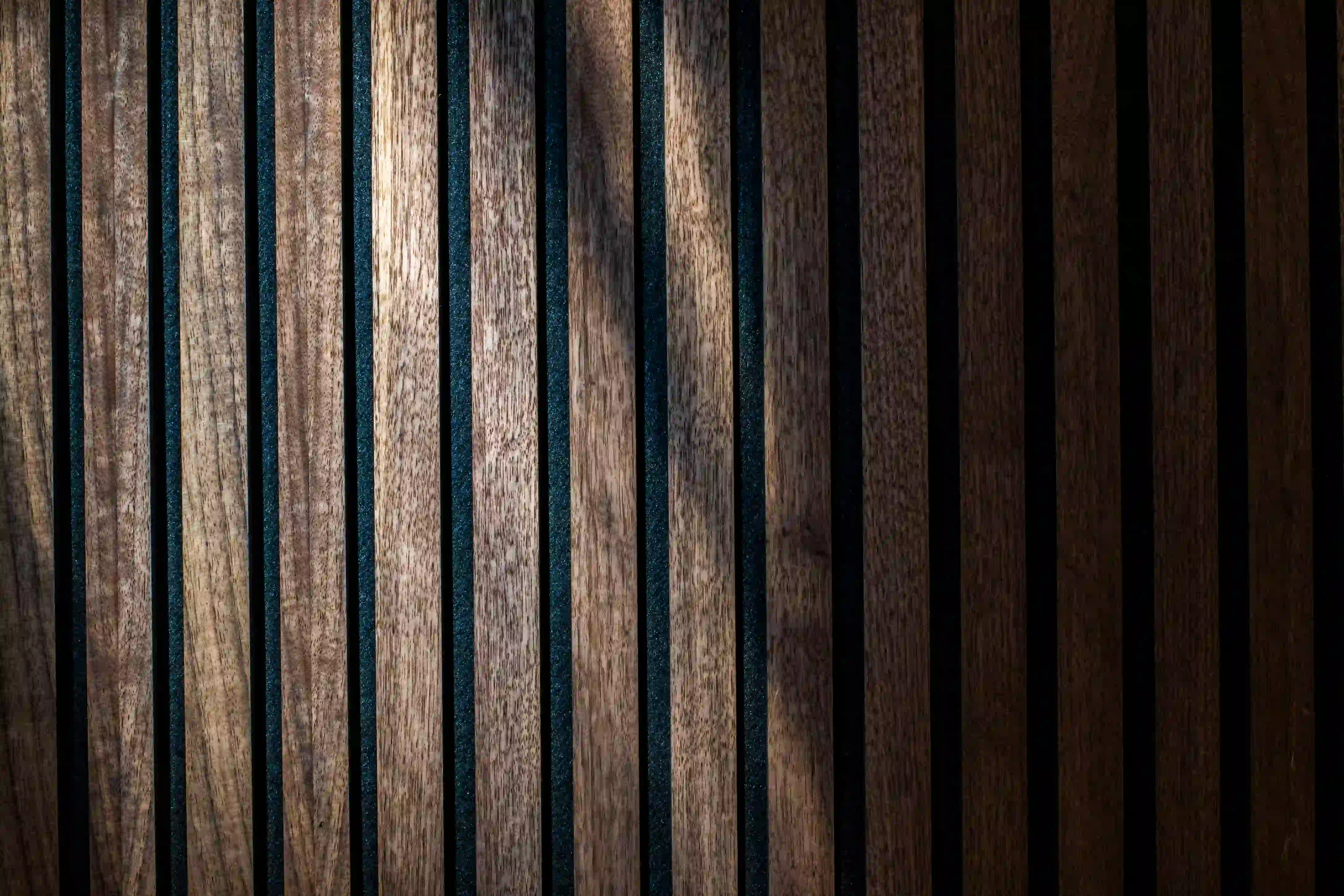 Akustikpanel i valnöt