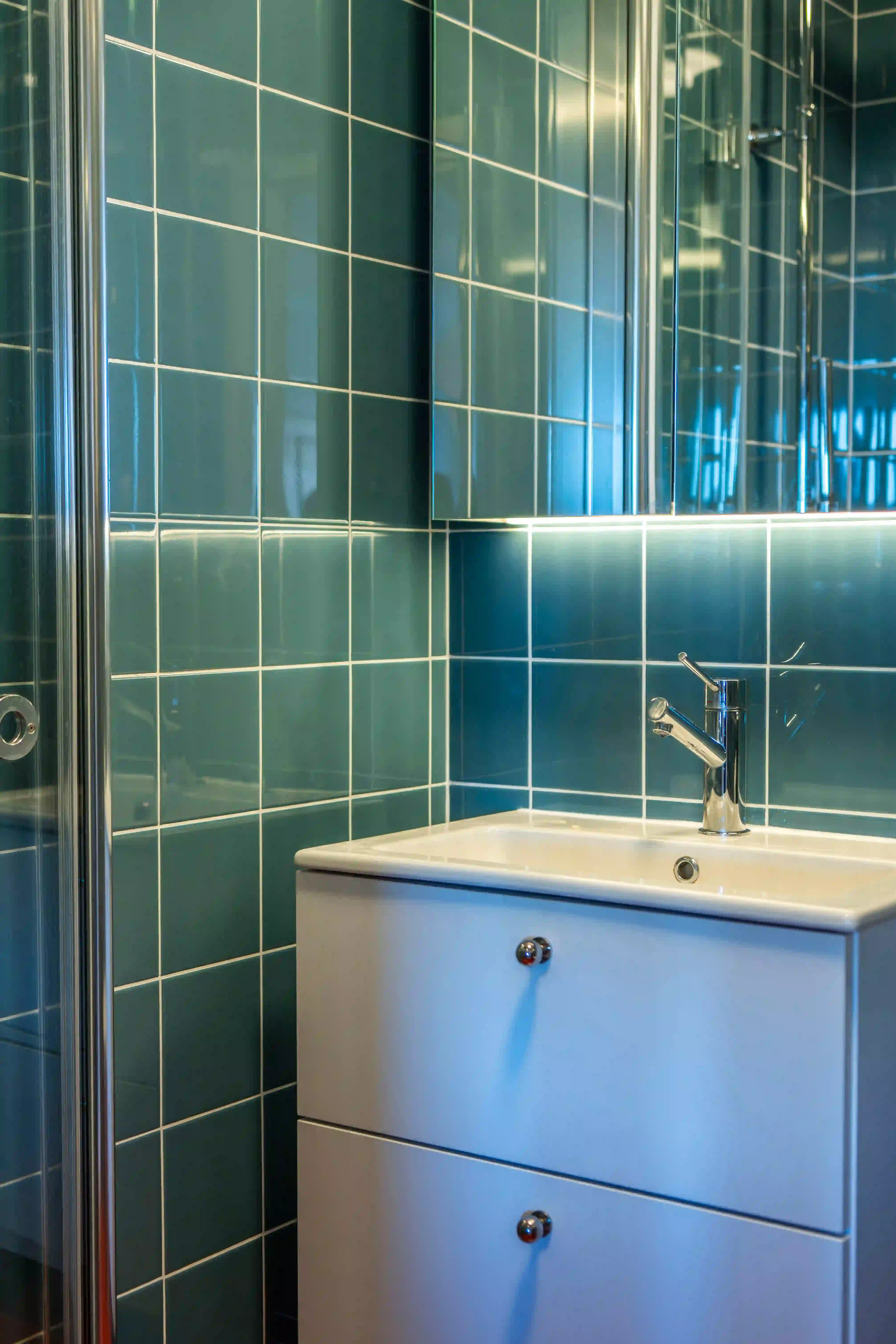 Färgglatt kakel och kliner